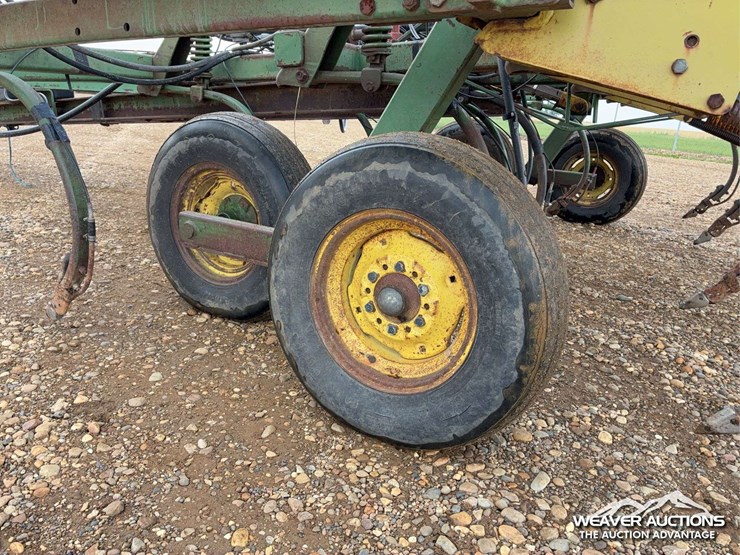 john-deere-41-image-27