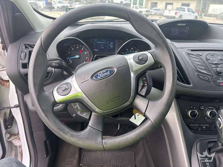 2014-ford-escape-image-15