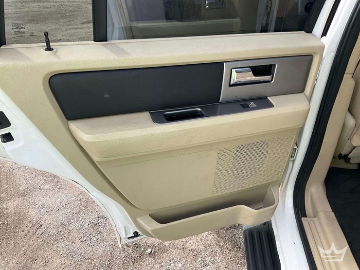 2016-ford-expedition-image-22
