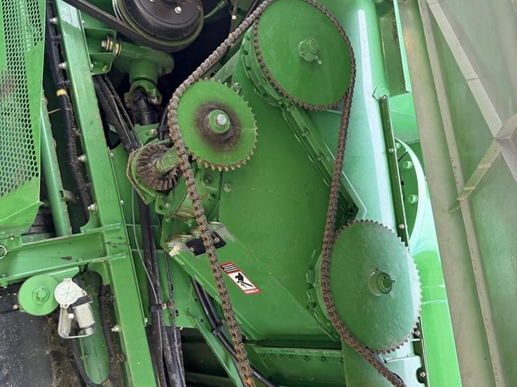 2011-john-deere-9770-sts-image-12