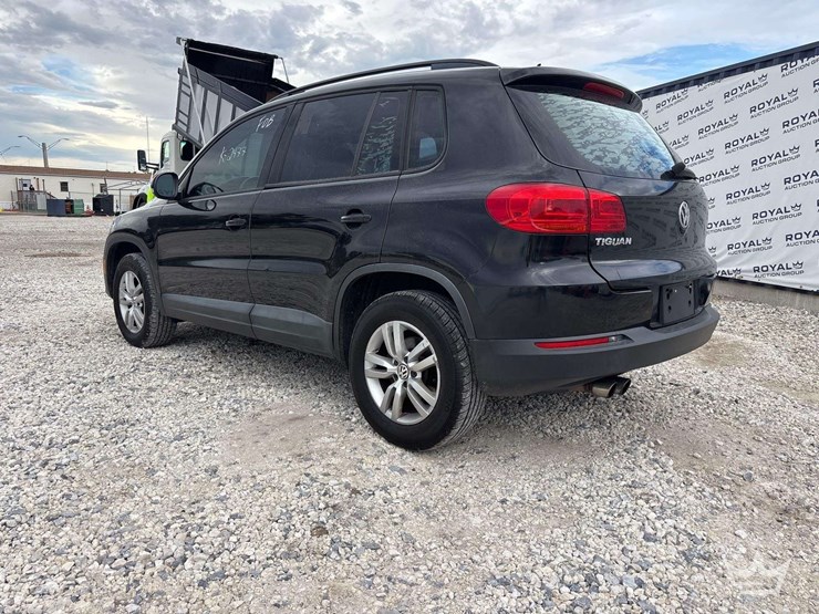 2016-volkswagen-tiguan-image-2