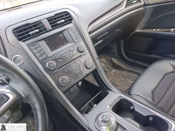 2018-ford-fusion-image-12