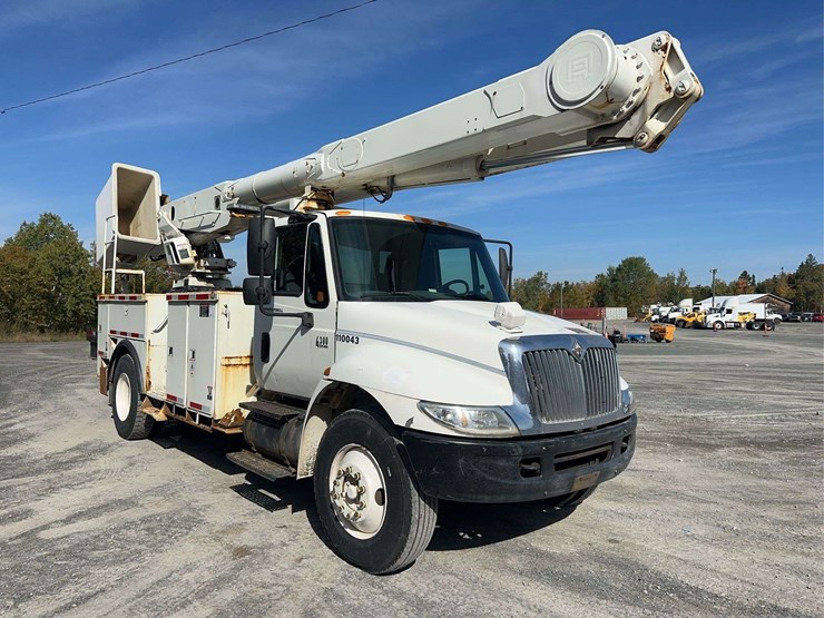 2003-international-durastar-4300-image-3