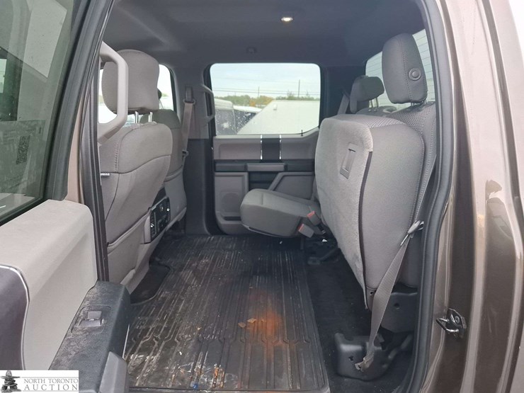 2017-ford-f150-image-14