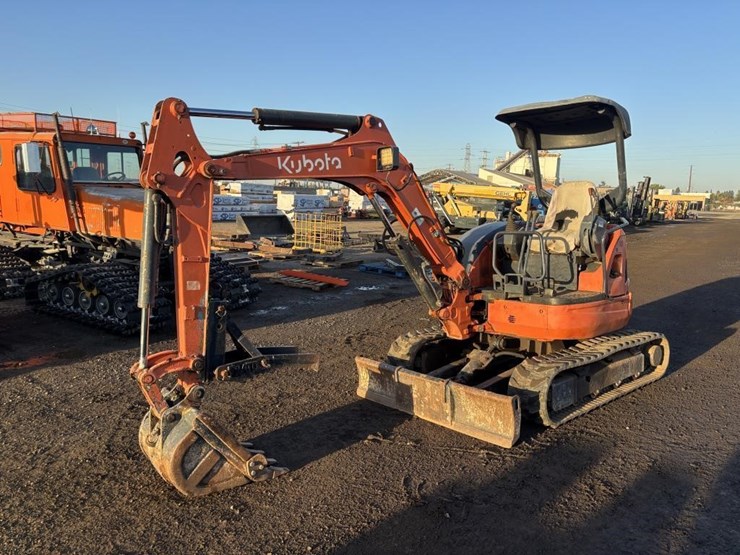kubota-u30-image-1