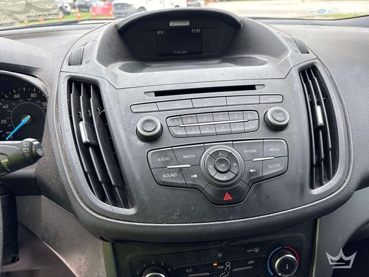 2017-ford-escape-image-15
