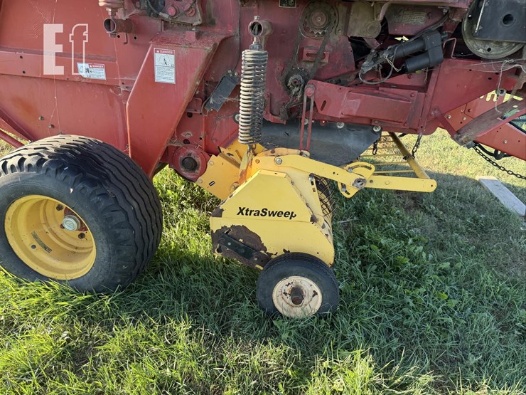 new-holland-br7090-image-63