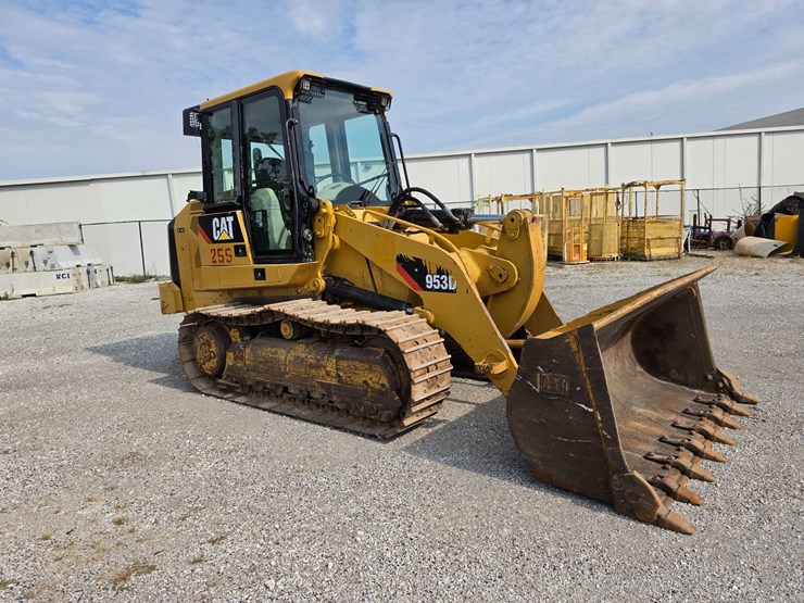 2007-caterpillar-953d-image-17