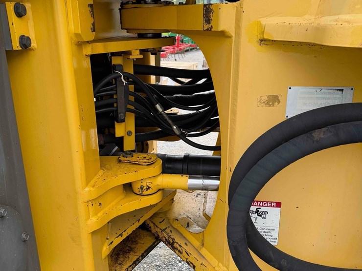 komatsu-wa450-image-9