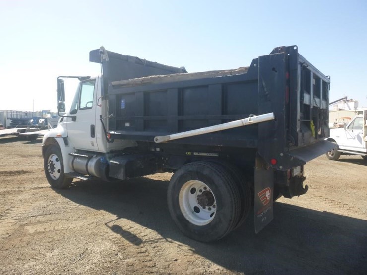 2016-international-durastar-4300-image-4