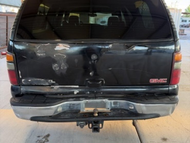 2005-gmc-yukon-xl-image-9