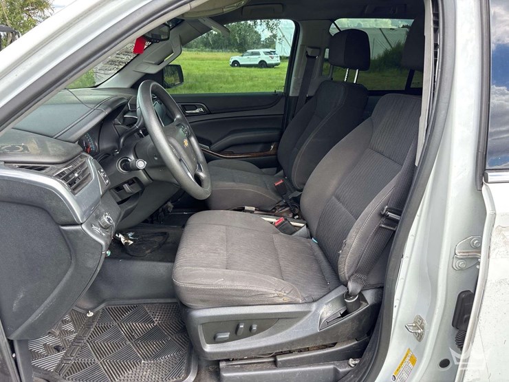 2020-chevrolet-tahoe-image-12