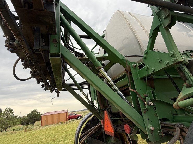 2010-john-deere-4830-image-29