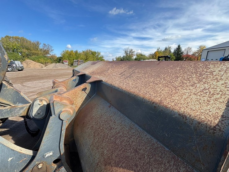 deere-744k-image-28