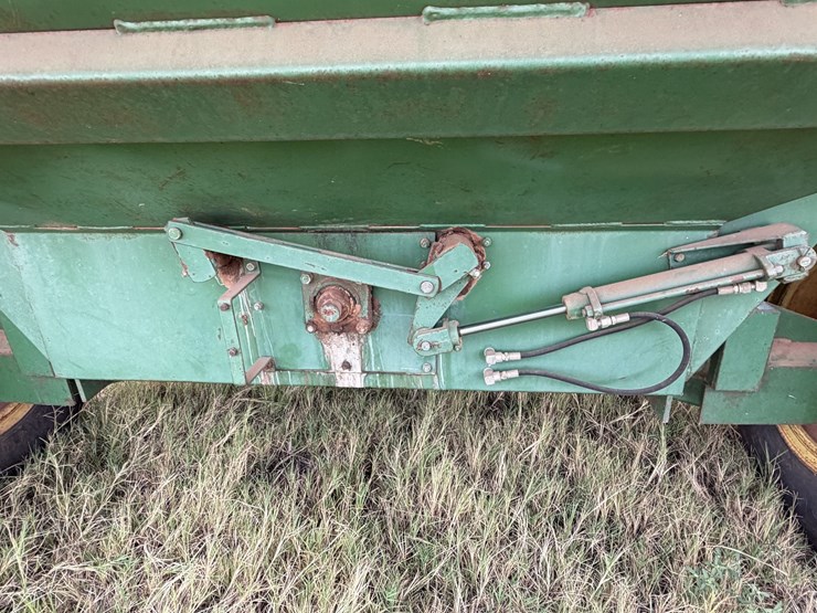 john-deere-650-image-19