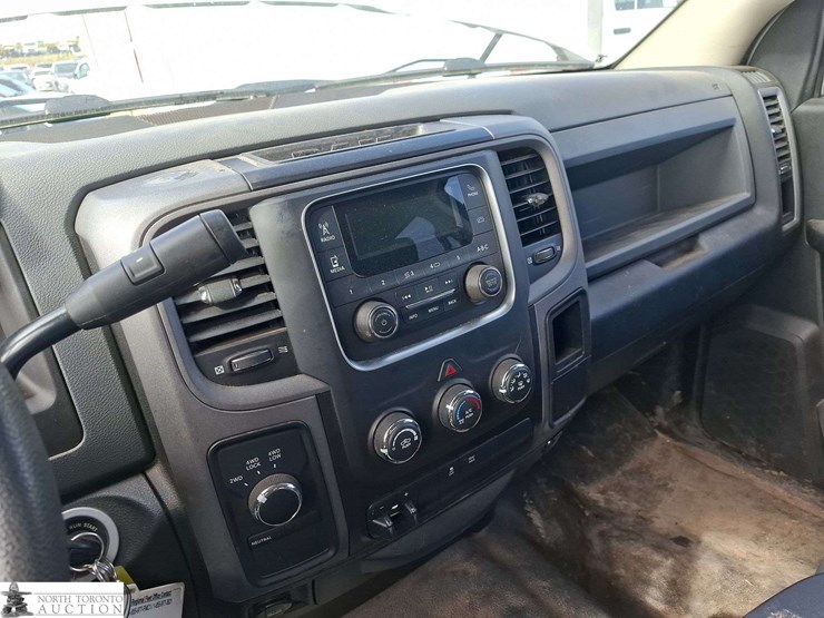 2018-dodge-1500-image-12