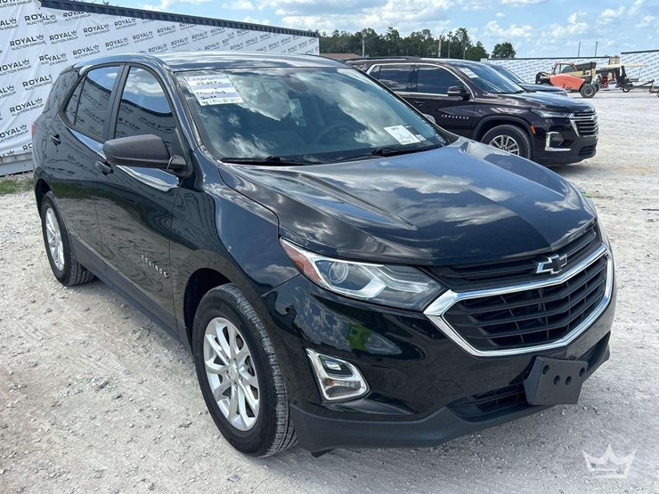 2020-chevrolet-equinox-image-2