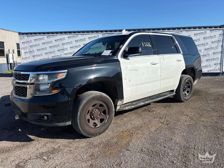 2019-chevrolet-tahoe-image-1