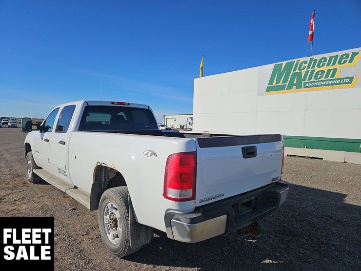 2012-gmc-sierra-2500hd-image-3