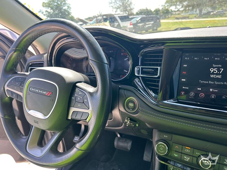 2021-dodge-durango-image-11