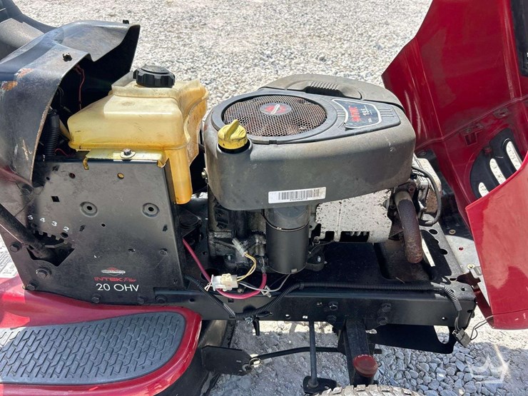 2006-craftman-lt3000-42in-riding-mower-image-8