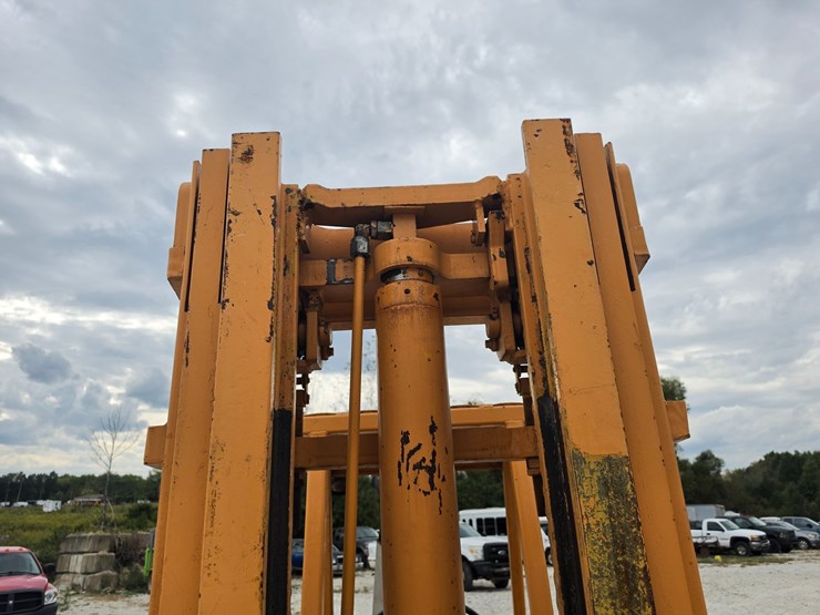 #25323-•-allis-chalmers-708c-fork-lift-image-59