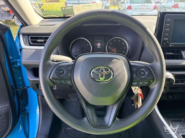 2021-toyota-rav4-image-14