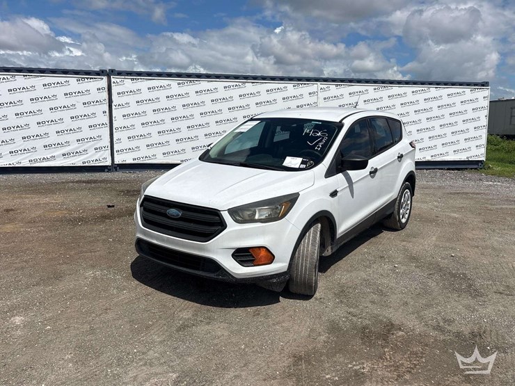 2018-ford-escape-image-1