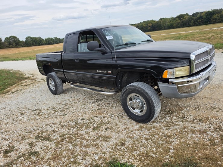 #25320-•-2001-dodge-ram-pickup-pickup-truck-image-24