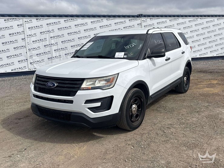2018-ford-explorer-image-1