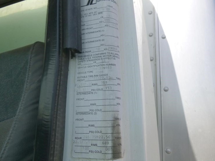 2005-international-durastar-4200-image-27