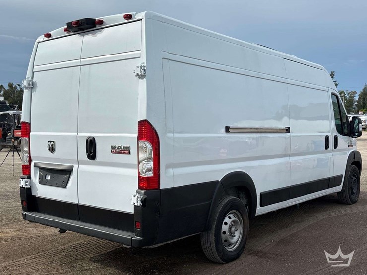 2022-ram-promaster-3500-image-3