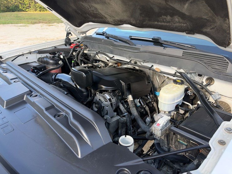 2017-chevrolet-silverado-3500-image-7
