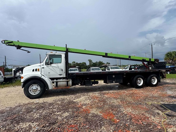 2007-sterling-lt7500-image-2