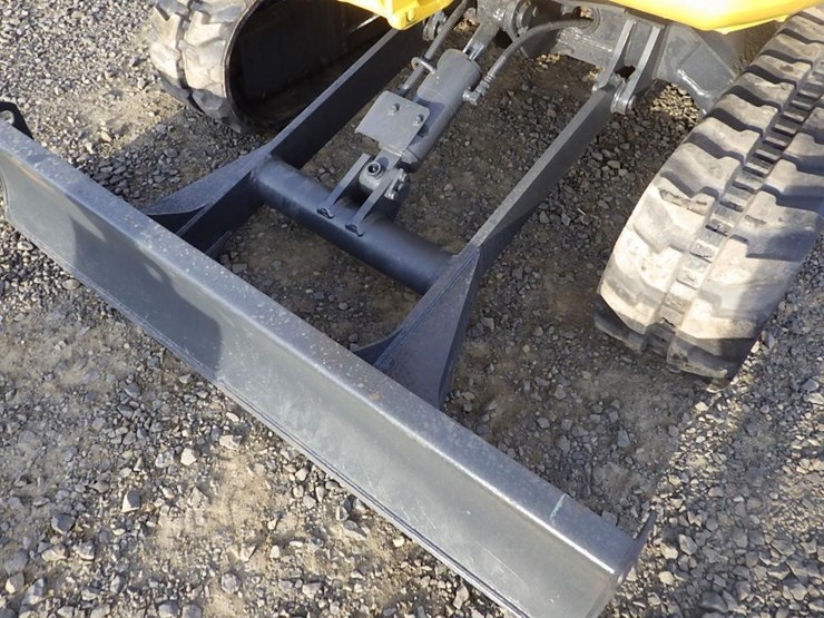 komatsu-pc35mr-1-image-13