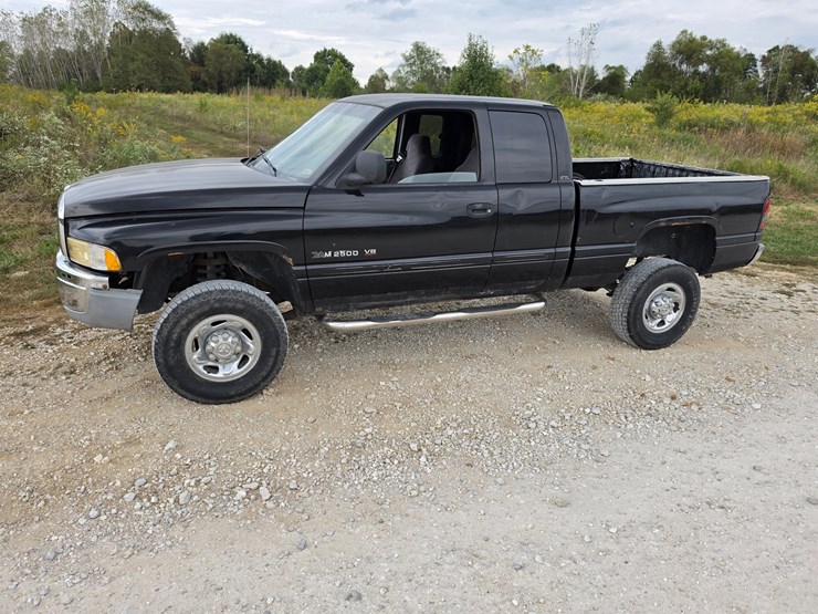 #25320-•-2001-dodge-ram-pickup-pickup-truck-image-6