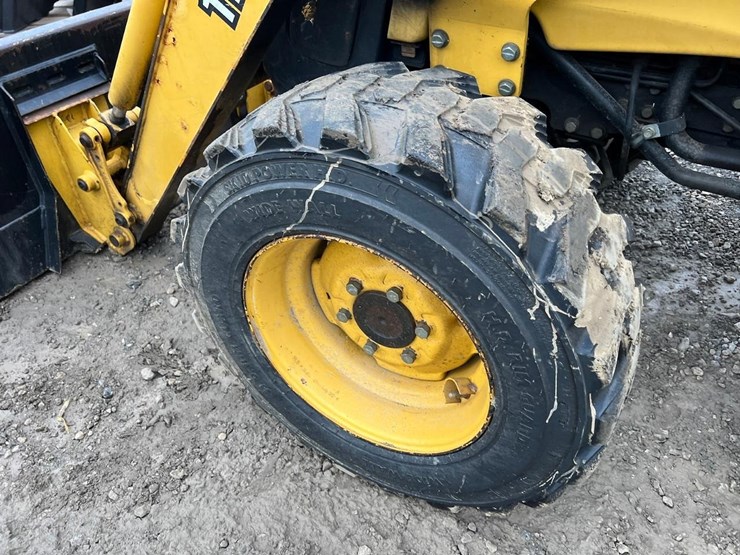 john-deere-110-image-12
