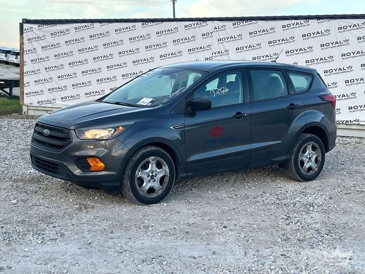 2019-ford-escape-image-1