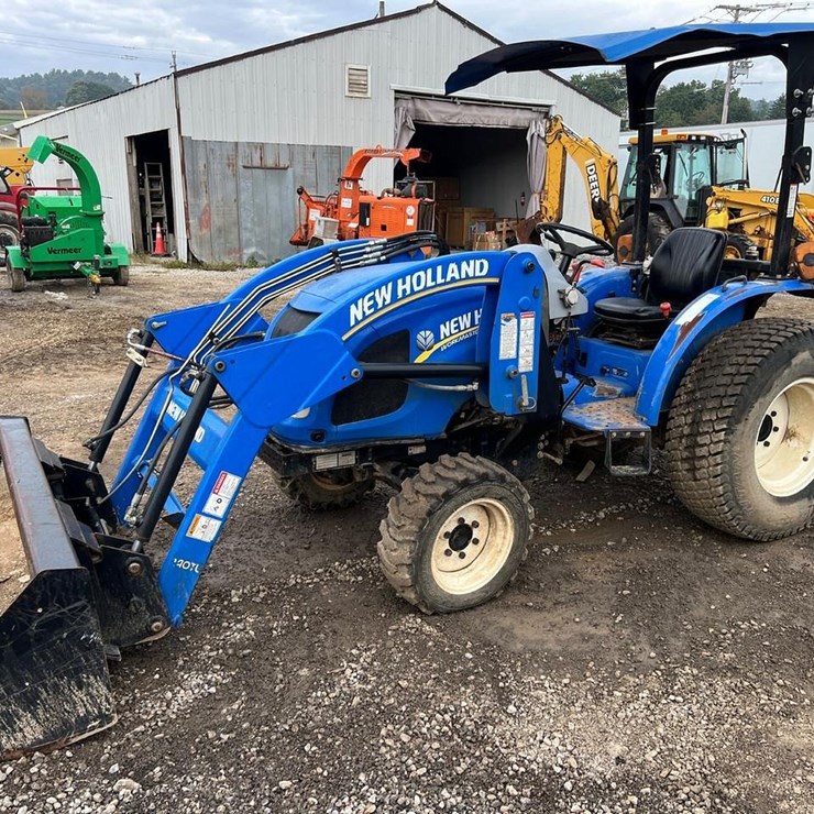 2015 NEW HOLLAND WORKMASTER 33