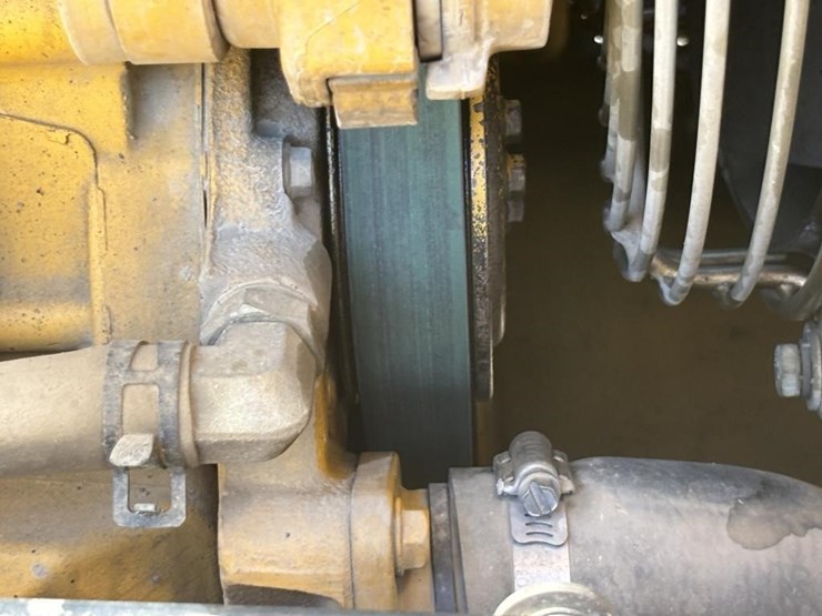 2006-deere-410g-image-52