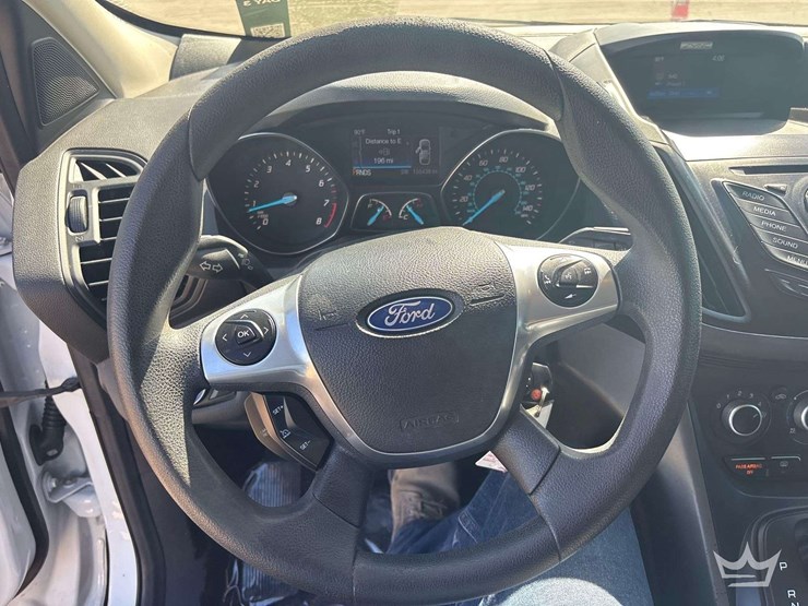 2016-ford-escape-image-13