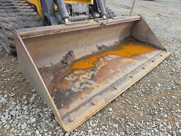 2018-deere-333g-image-9