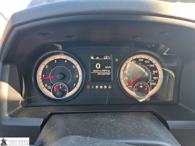 2017-dodge-1500-image-11