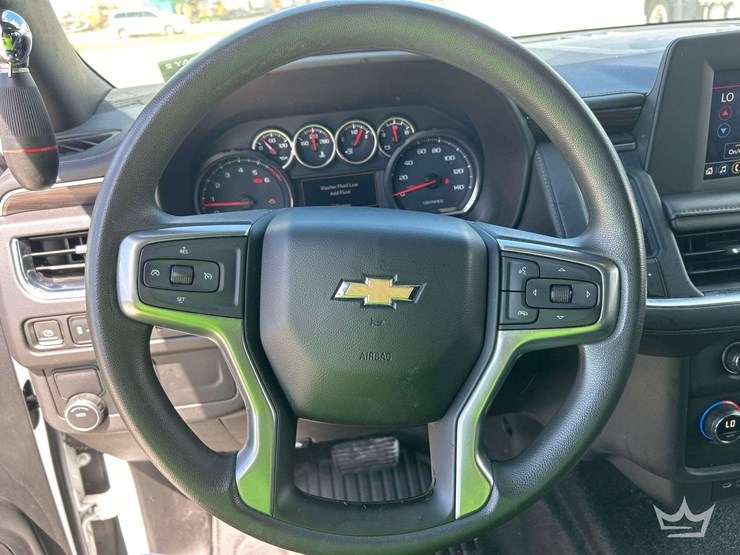 2022-chevrolet-tahoe-image-13