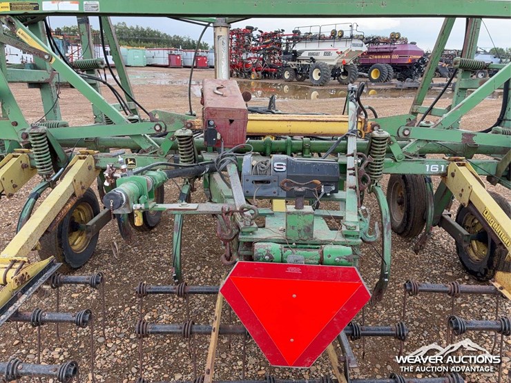 john-deere-41-image-17