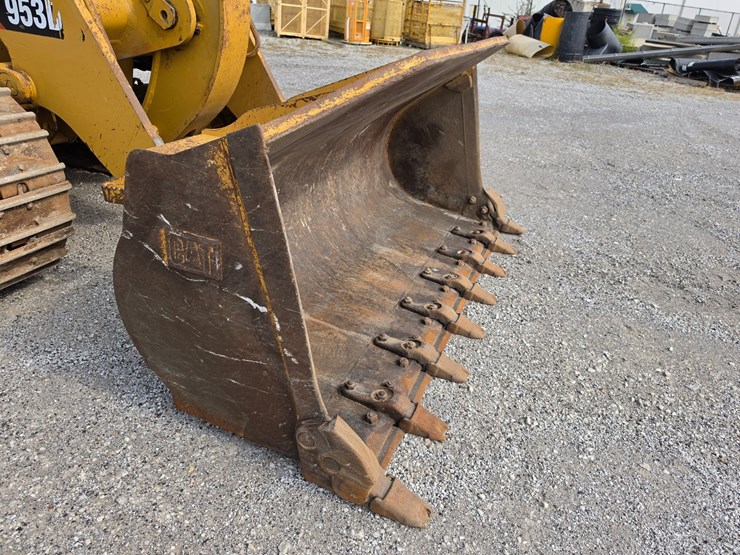 2007-caterpillar-953d-image-107