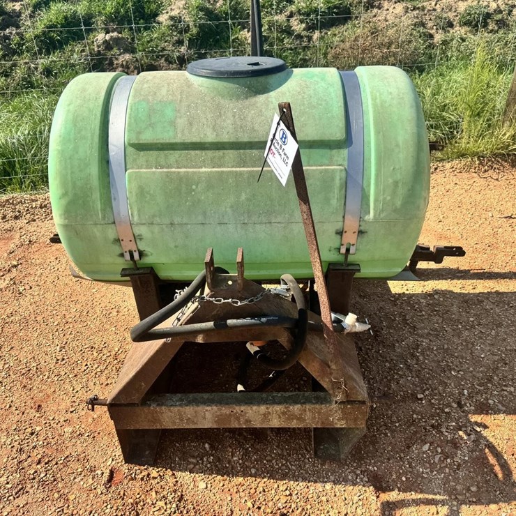#8710 • 150 Gallon Boomless Sprayer