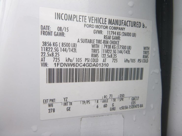 2016-ford-f650-xlt-image-26