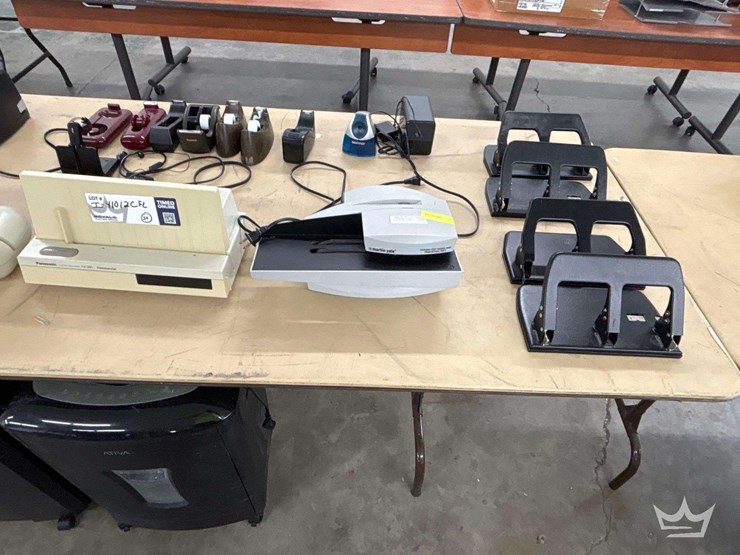 misc.-office-supplies.-image-3