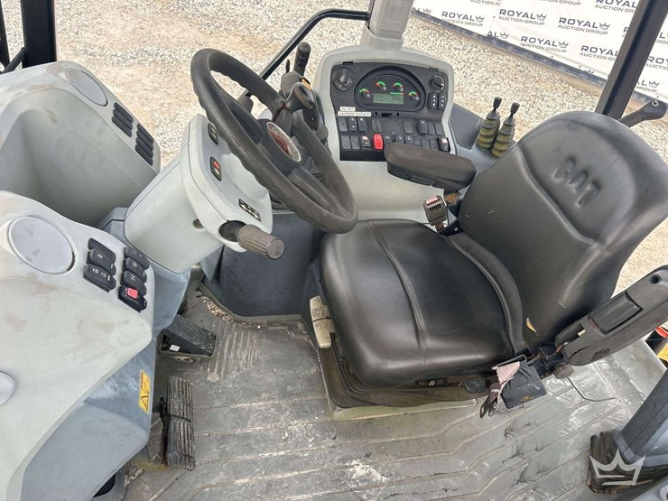 caterpillar-420f2-it-image-11